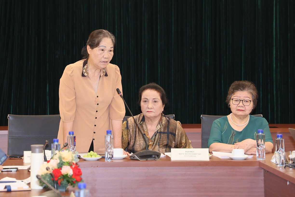3-ba-ha-thi-vinh.jpg