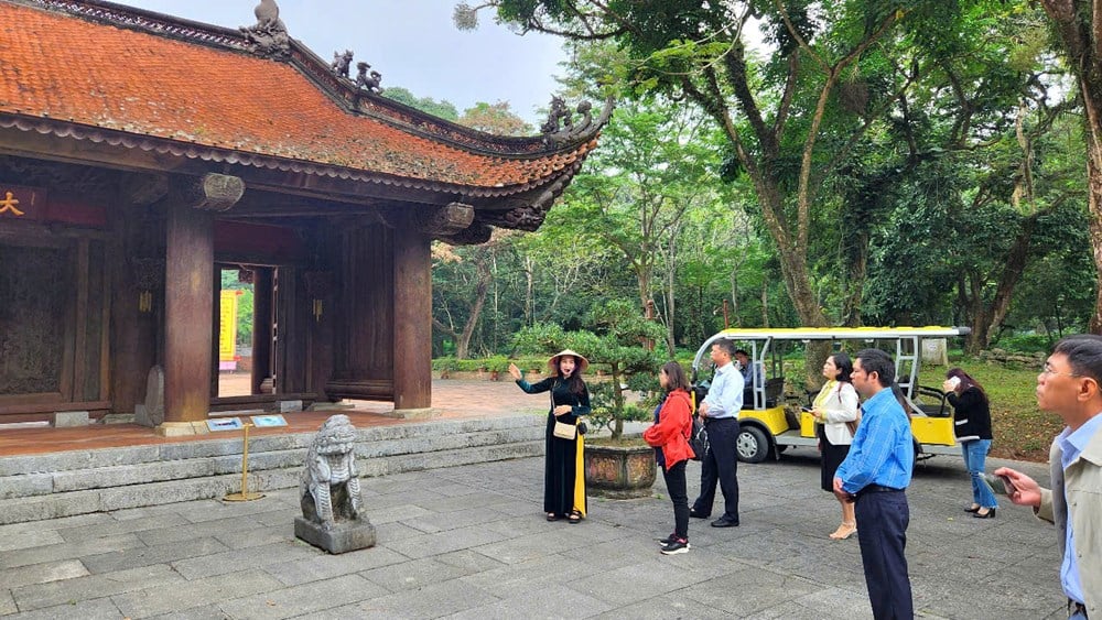 Despertando la energía espiritual de la tierra sagrada de Thanh - foto 3