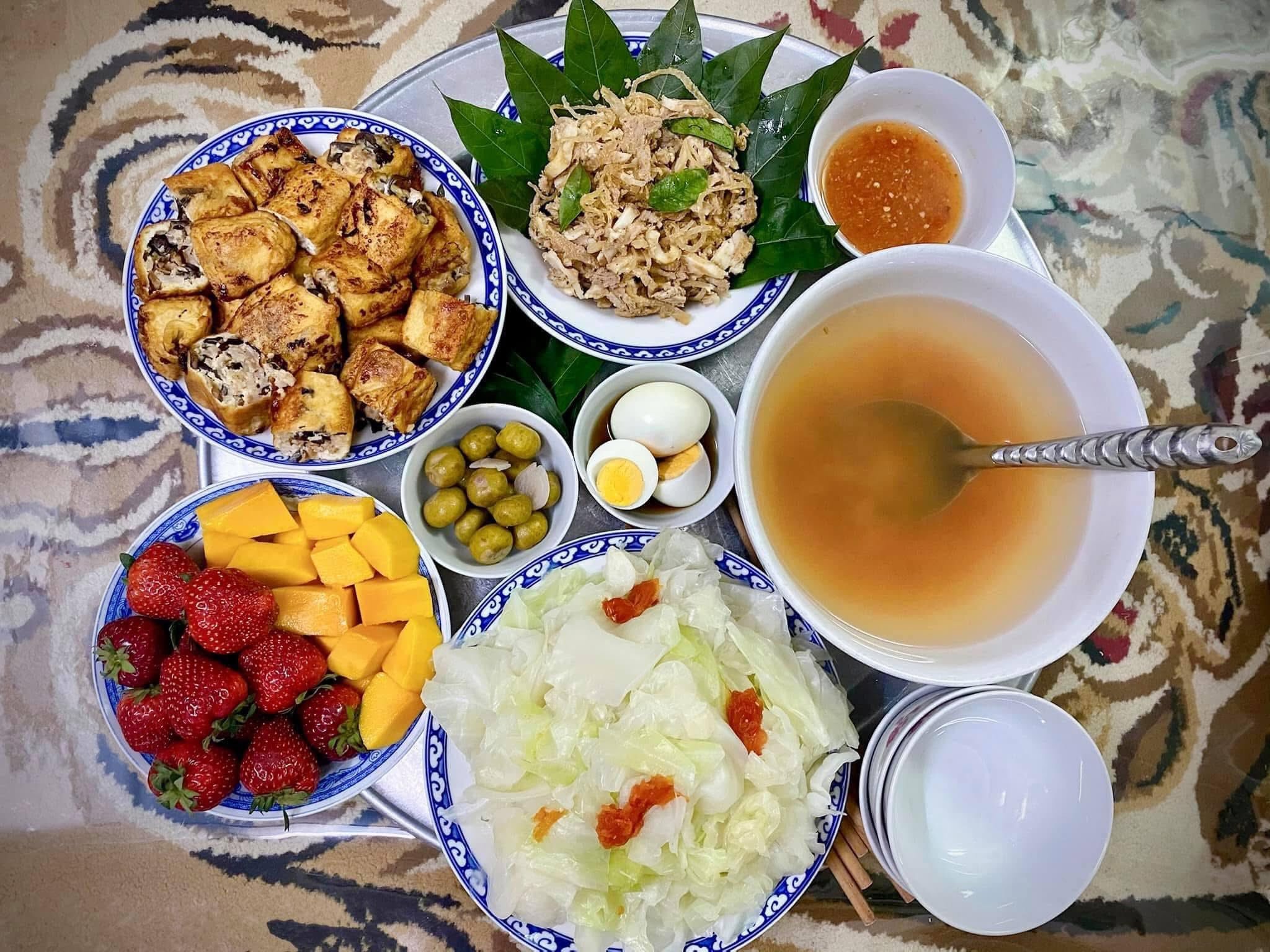 Không phải cứ ra ăn hàng là xịn, mâm cơm nhà thời 4.0 mới là lựa chọn được săn đón nhất hè này- Ảnh 23.