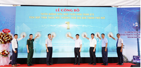 Lễ công bố tuyến đường kiểu mẫu triển khai trạm BTS tích hợp thân thiện môi trường trên địa bàn thành phố Huế - Ảnh 4.