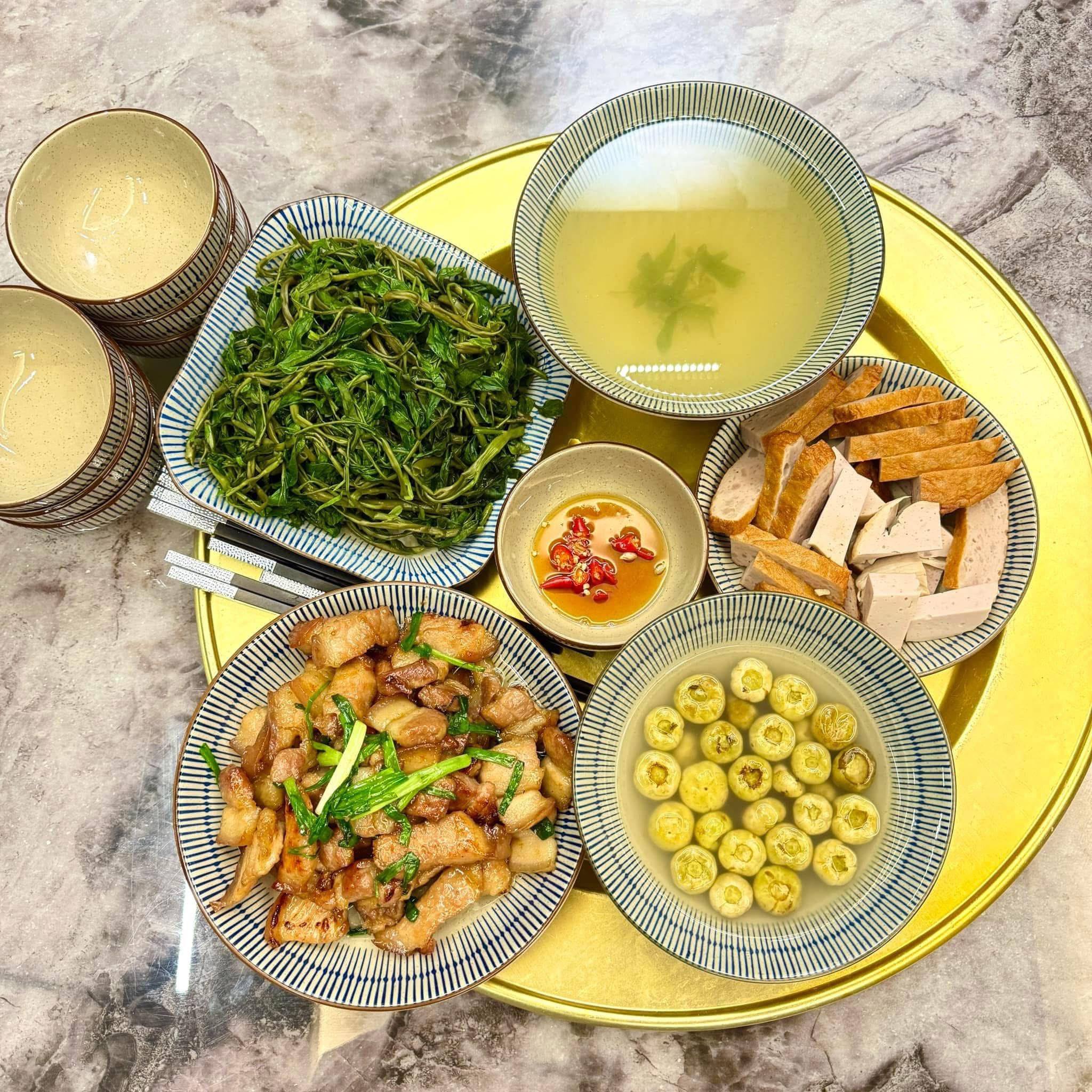 Không phải cứ ra ăn hàng là xịn, mâm cơm nhà thời 4.0 mới là lựa chọn được săn đón nhất hè này- Ảnh 49.