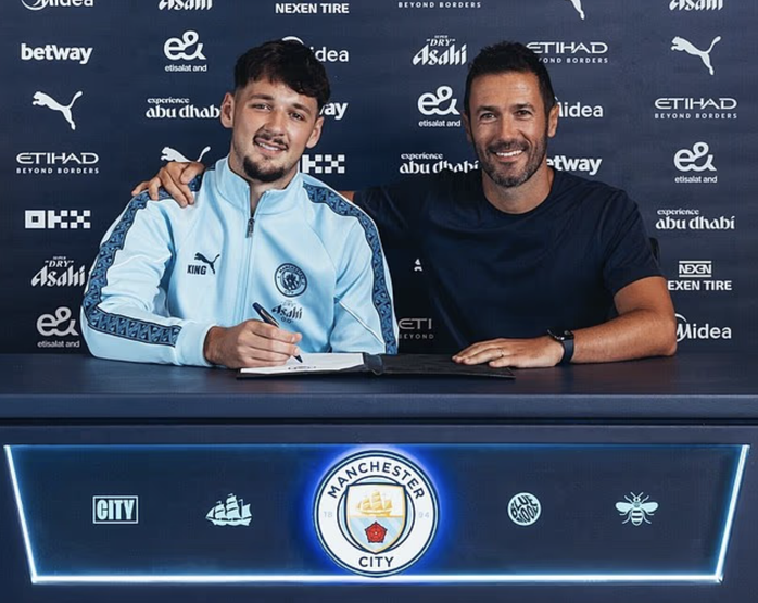 Man City chiêu mộ James Trafford, Pep Guardiola lập kỷ lục khó tin của giới cầm quân- Ảnh 2.