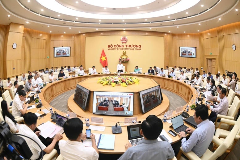 Bộ Công Thương: Chủ động tháo gỡ vướng mắc, thúc đẩy mô hình chính quyền 2 cấp vận hành hiệu quả- Ảnh 2.
