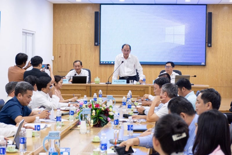 TP Hồ Chí Minh: Vẫn còn tình trạng “cò” tiếp cận, lôi kéo người bệnh tại một số bệnh viện  -1