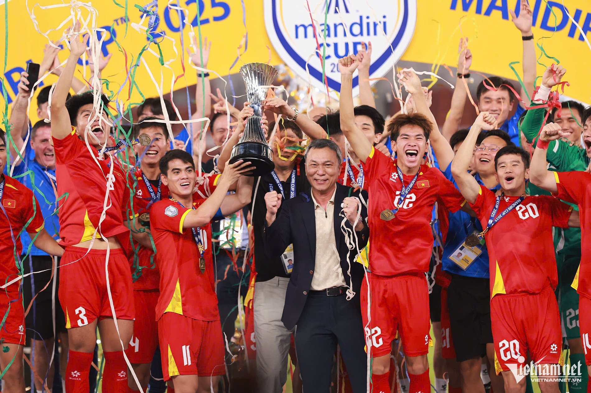 FIFA បាន​និយាយ​៦​ឃ្លា​យ៉ាង​ច្បាស់​អំពី​ការ​ប្រកួត​ជើងឯក​ជា​ប្រវត្តិសាស្ត្រ​របស់ U23 វៀតណាម