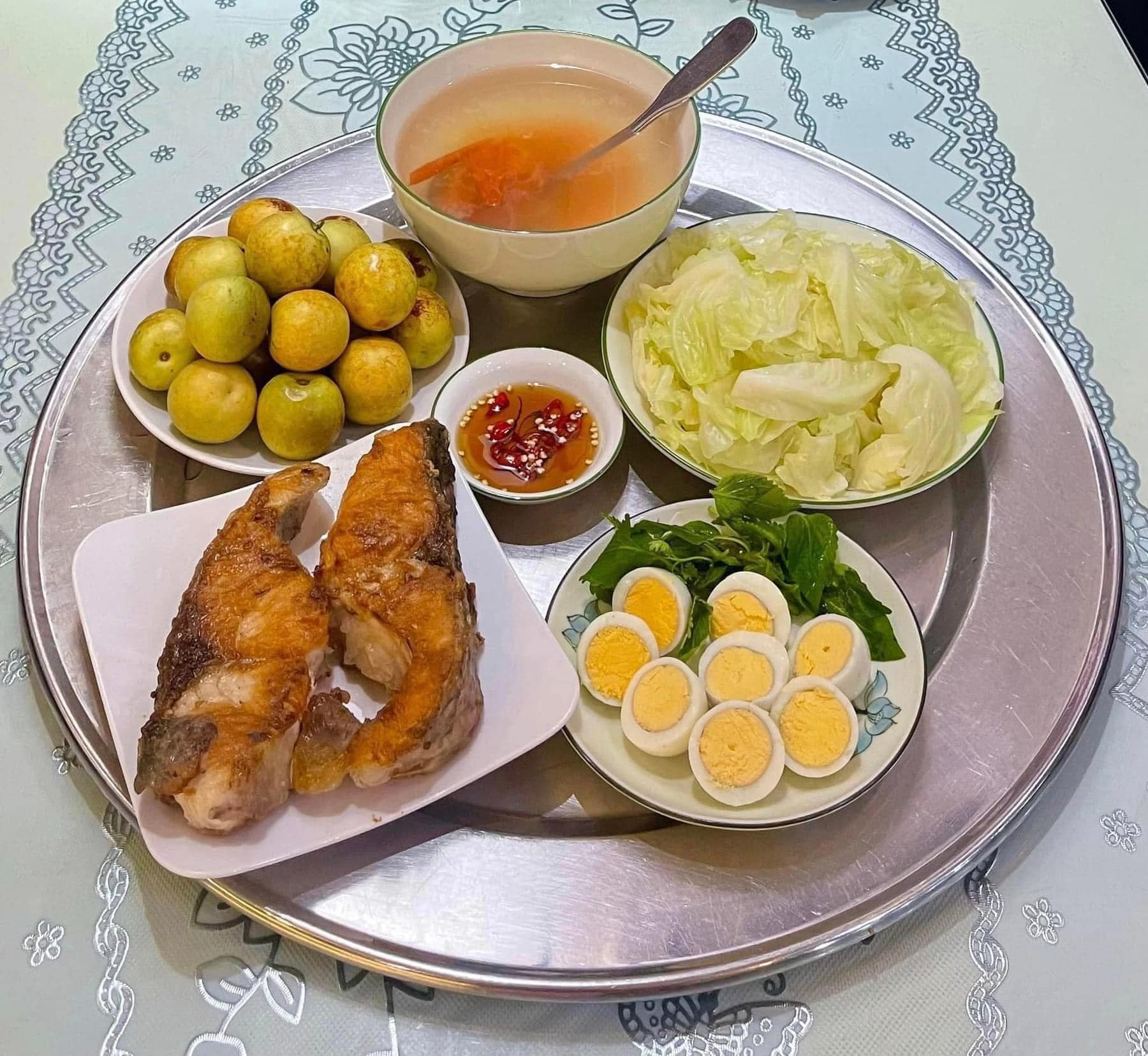 Không phải cứ ra ăn hàng là xịn, mâm cơm nhà thời 4.0 mới là lựa chọn được săn đón nhất hè này- Ảnh 34.