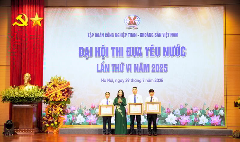 TKV đã viết nên một bản hùng ca lao động sản xuất đầy ấn tượng