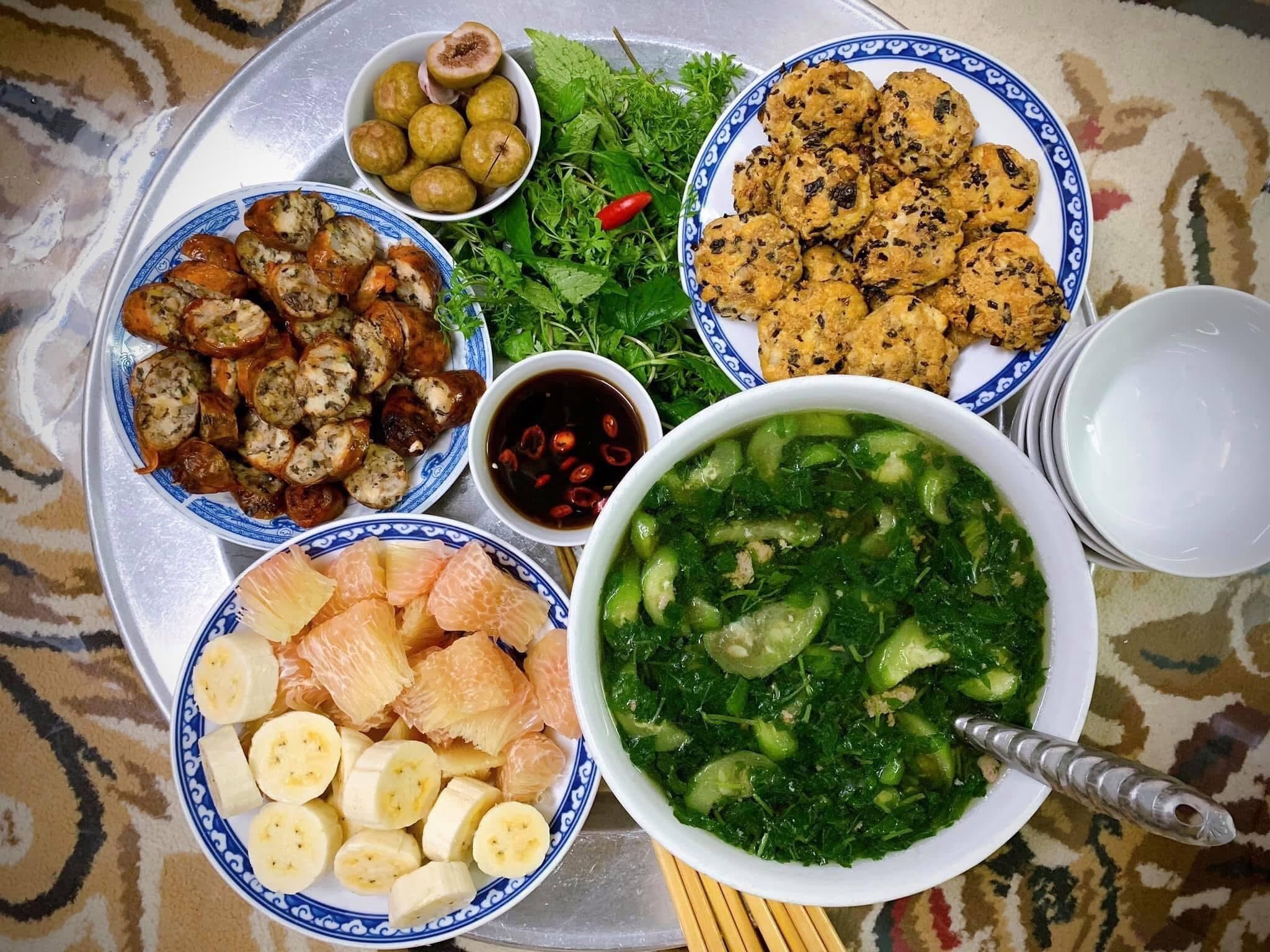 Không phải cứ ra ăn hàng là xịn, mâm cơm nhà thời 4.0 mới là lựa chọn được săn đón nhất hè này- Ảnh 16.