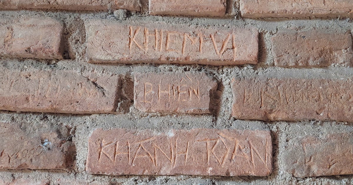 800-year-old Twin Towers defaced