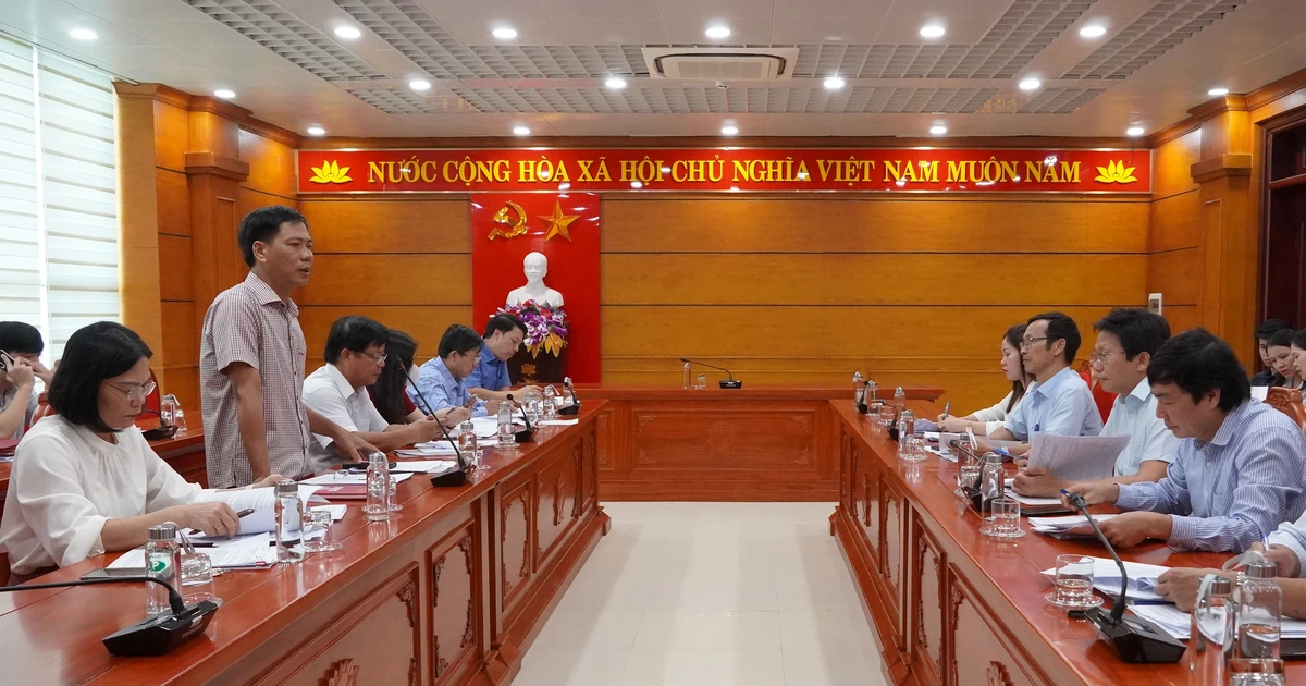 Thẩm tra một số nội dung trình tại kỳ họp thứ 2, HĐND tỉnh khoá VIII