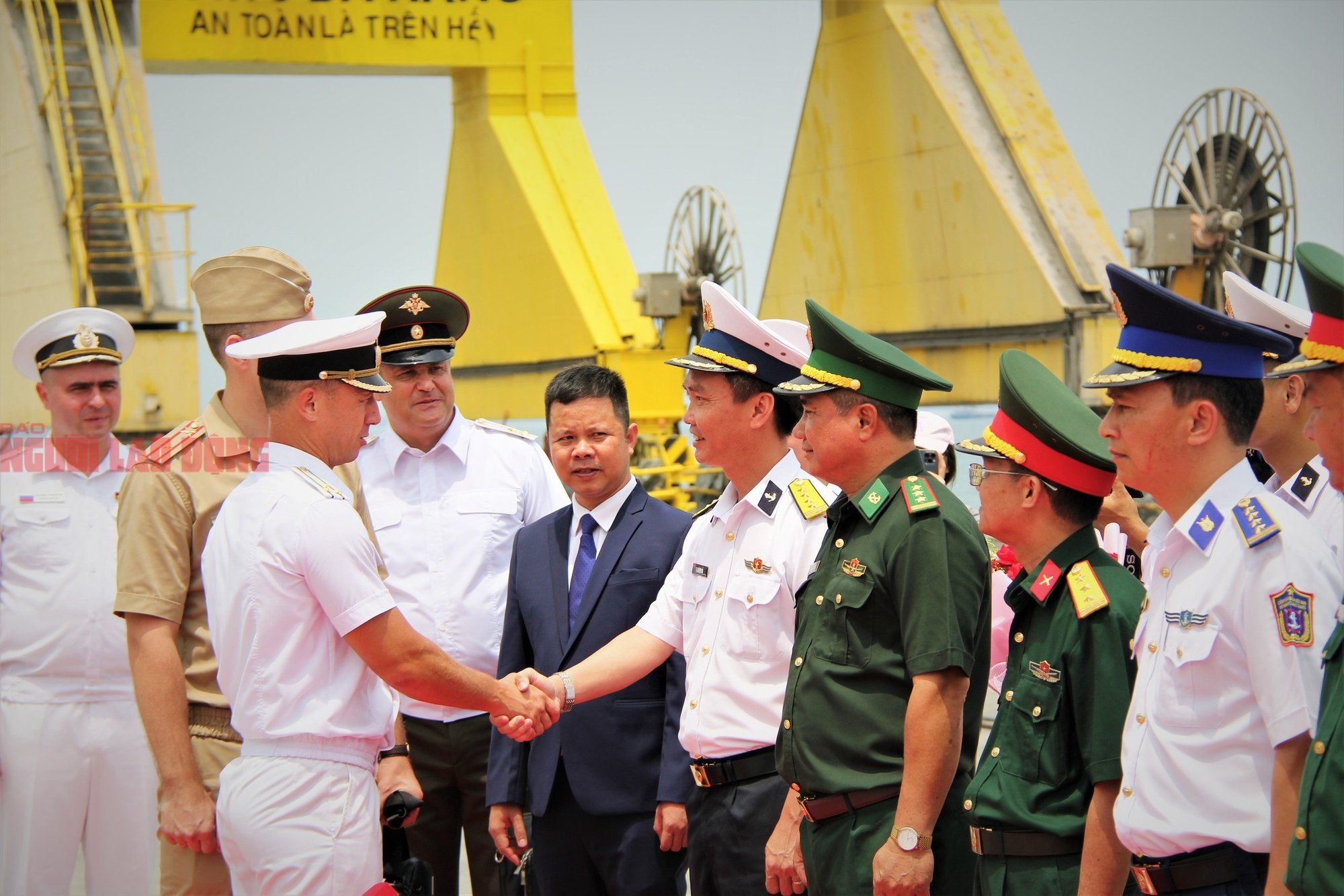 Ngắm kho khí tài Hạm đội Thái Bình Dương của Hải quân Nga- Ảnh 1.
