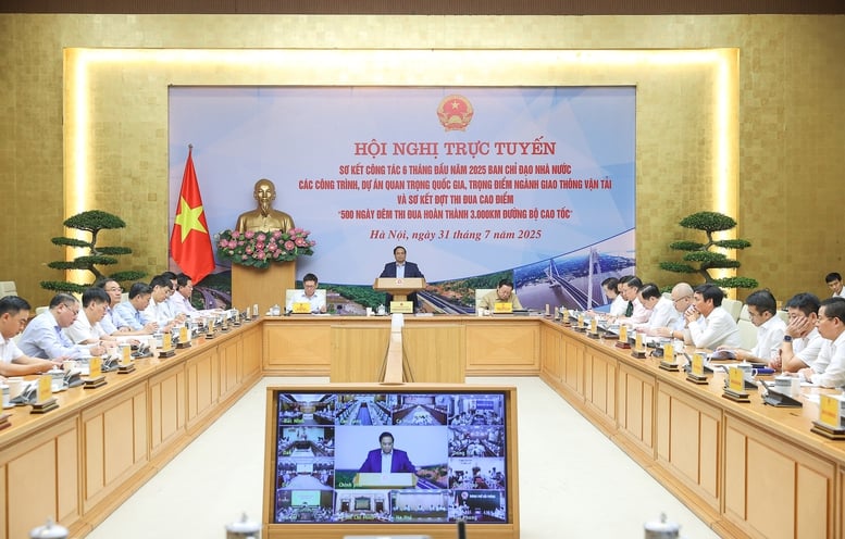 Khơi thông vật liệu, nhiều cao tốc cam kết về đích trong năm 2025- Ảnh 1.