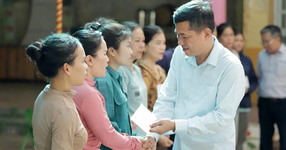 Ngành Giáo dục Nghệ An hỗ trợ các trường học bị thiệt hại nặng sau bão số 3