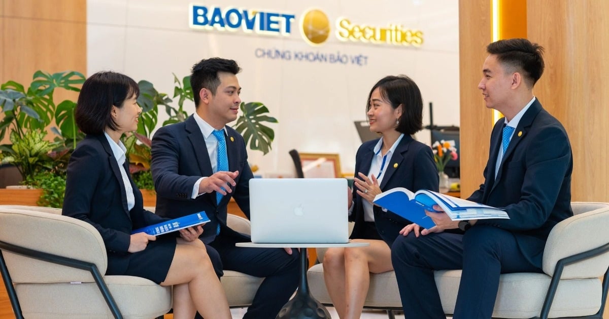 Tập đoàn Bảo Việt (BVH) công bố lợi nhuận sau thuế tăng 31,5% sau 6 tháng
