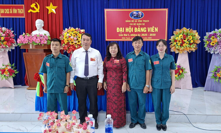 The 1st Congress of Party members of Vinh Trach Commune Military Party Cell