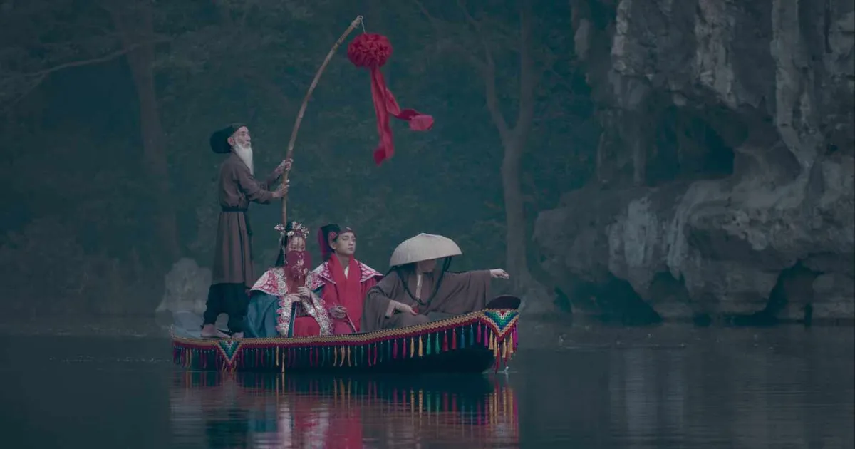 Lâm Thanh Mỹ tái xuất ám ảnh trong “Khế ước bán dâu”