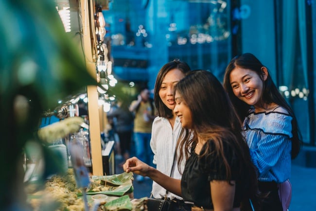 Du khách Việt mong muốn AI ưu tiên giới thiệu trải nghiệm mang lại ảnh hưởng tích cực - Ảnh 1.