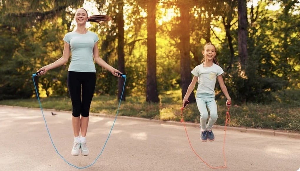 Nhảy dây không chỉ giảm cân, thêm 5 lợi ích tuyệt vời - 1