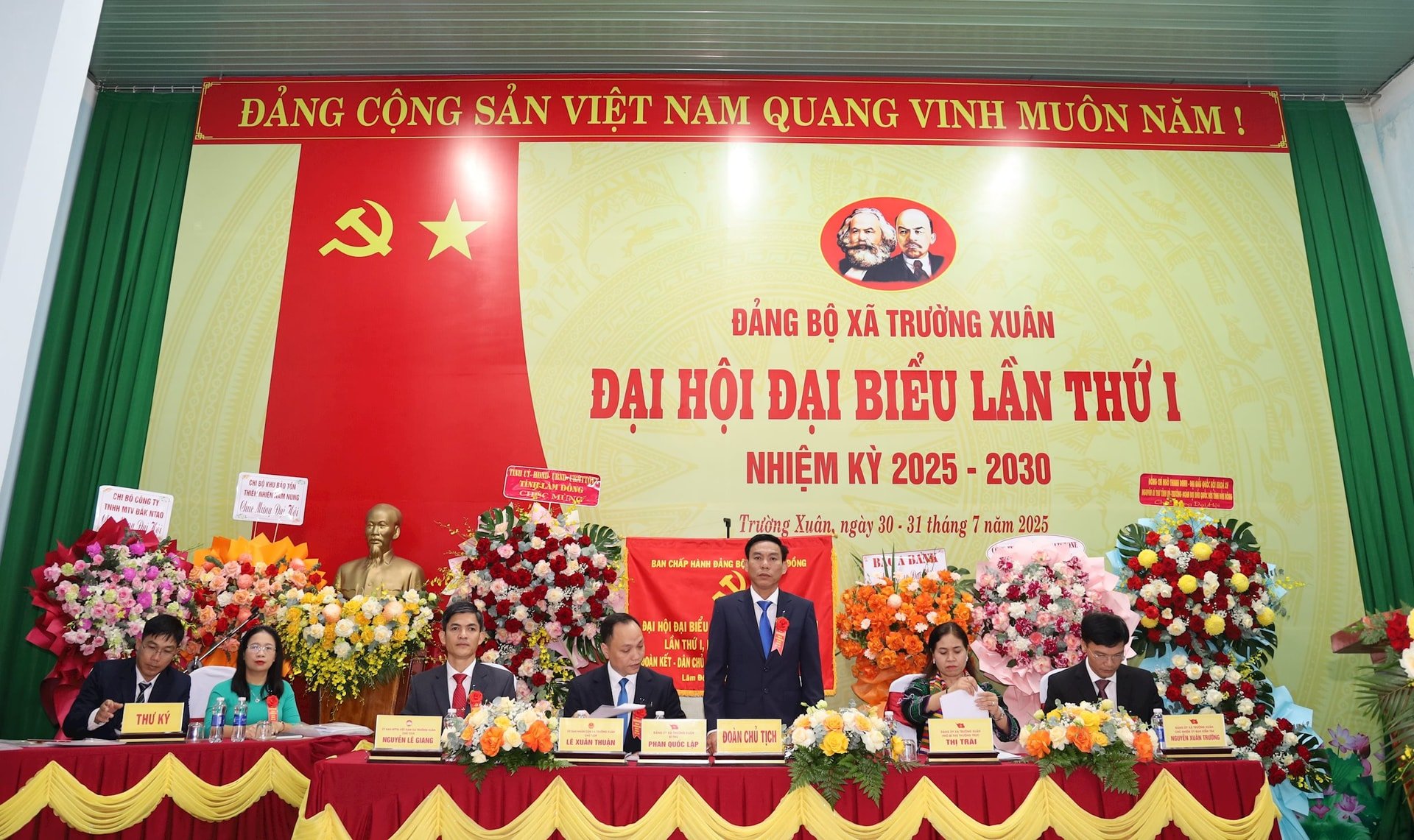 77.jpg