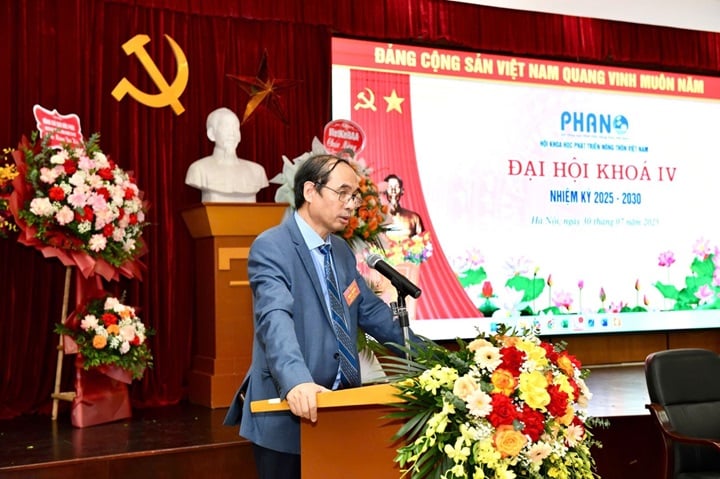Tiếp tục ứng dụng mạnh mẽ khoa học, công nghệ vào sản xuất nông nghiệp