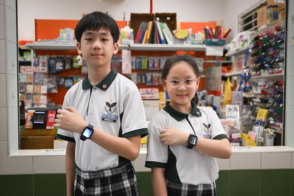 Phát 320.000 đồng hồ cho học sinh, Bộ Giáo dục Singapore kỳ vọng gì? - 3