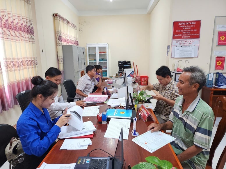 Từ 15/8: Cà Mau giải quyết hồ sơ thủ tục 'không phụ thuộc địa giới hành chính'- Ảnh 2.