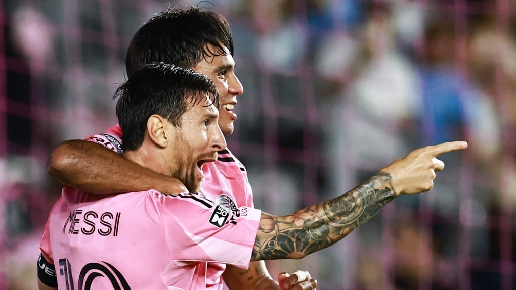 Lionel Messi tỏa sáng rực rỡ, Inter Miami giành chiến thắng đầu tiên - 2