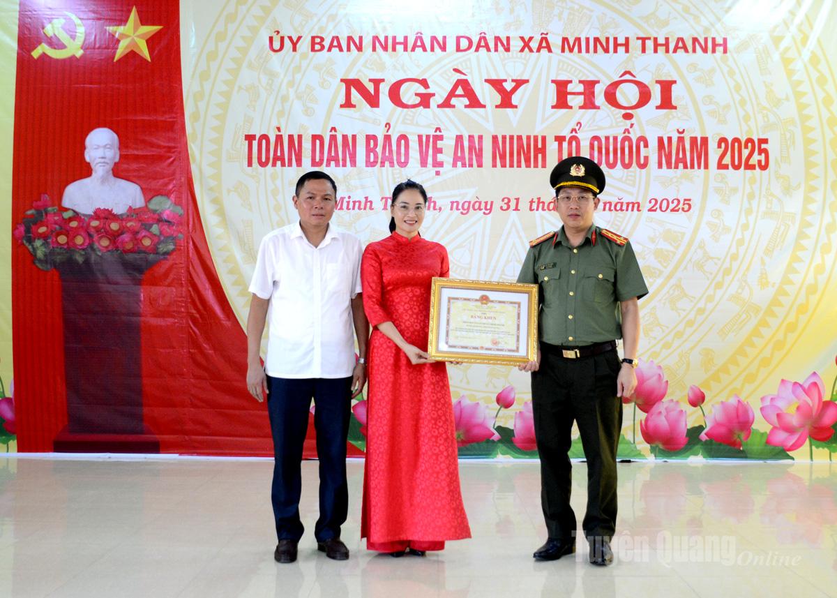 Xã Minh Thanh vinh dự nhận Bằng khen của Chủ tịch UBND tỉnh có thành tích xuất sắc trong thực hiện phong trào Toàn dân bảo vệ an ninh Tổ quốc trên địa bàn tỉnh Tuyên Quang.