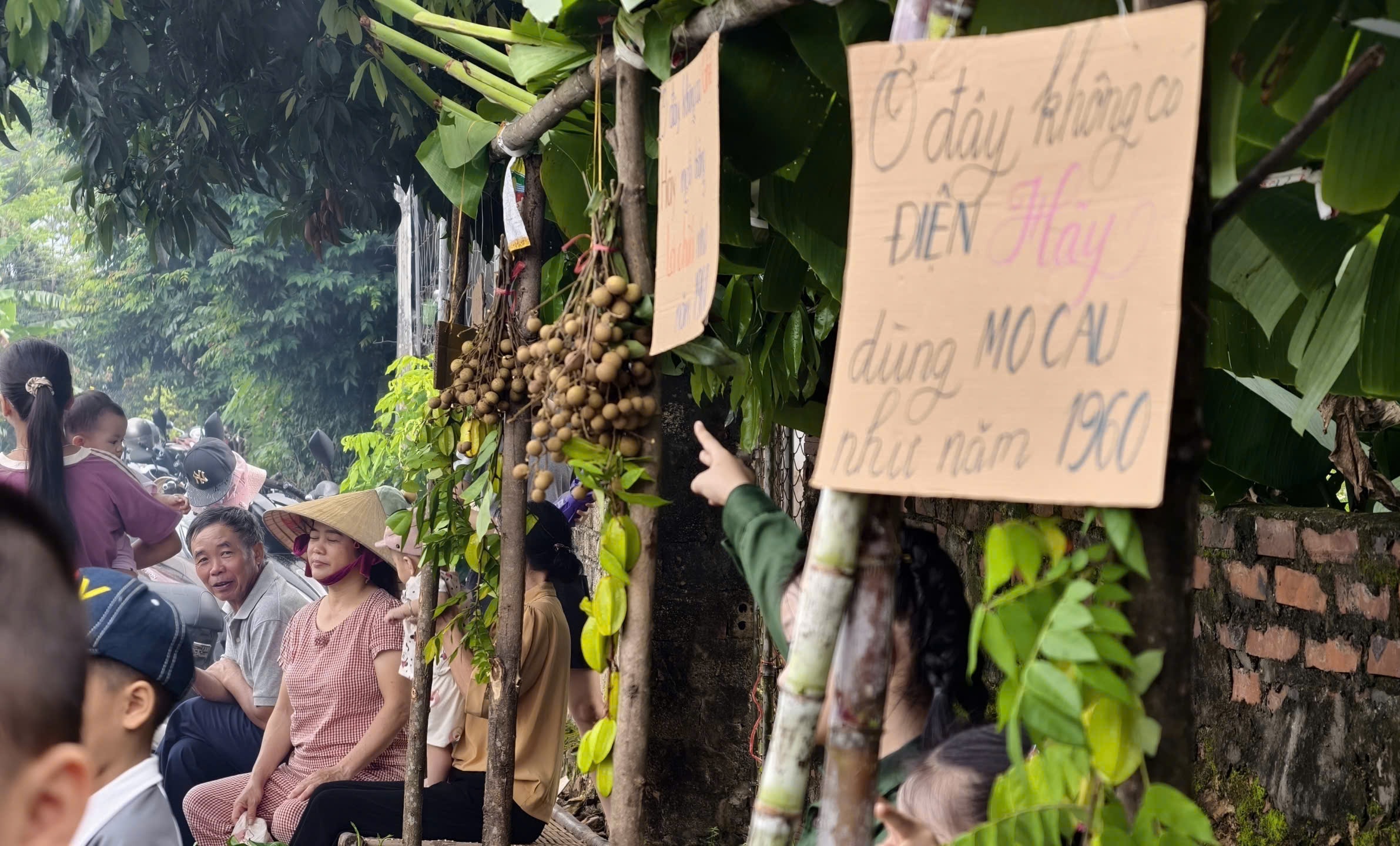 ទីផ្សារពិសេស '1,000 ដុង' ដើម្បីឱ្យកុមារទទួលបានបទពិសោធន៍ទីផ្សារជនបទនៃសម័យជីដូនជីតារបស់ពួកគេ។