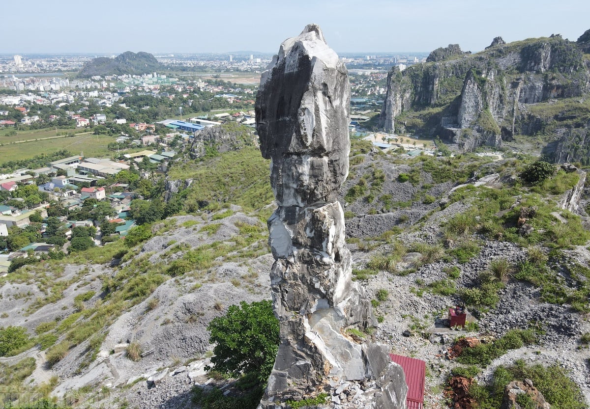 Dựng giàn giáo khủng 