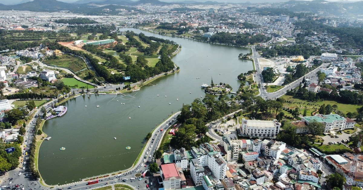 Xuan Huong - Da Lat, the "heart" of Lam Dong province