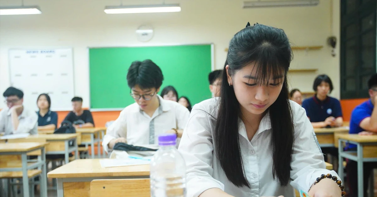 Có nên bỏ kỳ thi hai trong một?