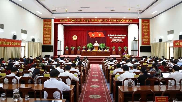 HĐND TP. Cần Thơ thông qua nhiều nghị quyết quan trọng, thúc đẩy phát triển kinh tế - xã hội- Ảnh 1.