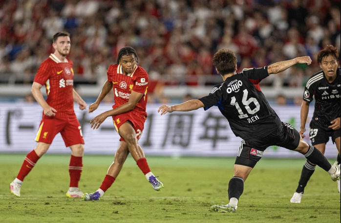 Liverpool ngược dòng thắng Yokohama F. Marinos, tài năng trẻ tỏa sáng - Ảnh 5.