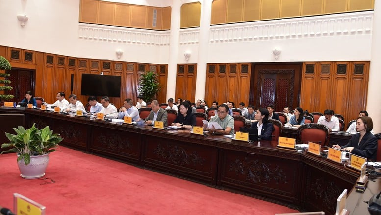 Phó Thủ tướng Hồ Đức Phớc họp với các doanh nghiệp, hiệp hội về dự án Luật Thuế thu nhập cá nhân (thay thế)- Ảnh 6.