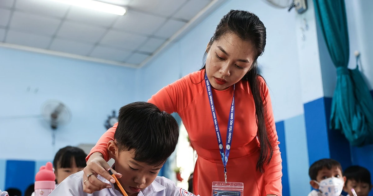 ផ្ទេរសិទ្ធិជ្រើសរើសគ្រូបង្រៀនទៅនាយកដ្ឋានអប់រំ