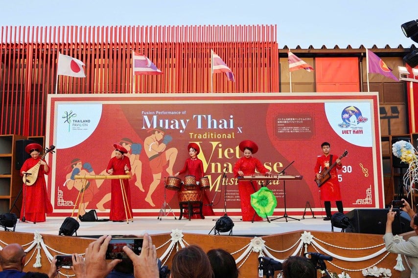 Âm nhạc truyền thống Việt Nam hòa quyện cùng Muay Thái tại EXPO 2025 - ảnh 4