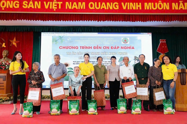 Doanh nhân Nguyễn Thị Ngân: Người kết nối cộng đồng doanh nghiệp đến tấm lòng từ thiện nơi đảo xa- Ảnh 5.