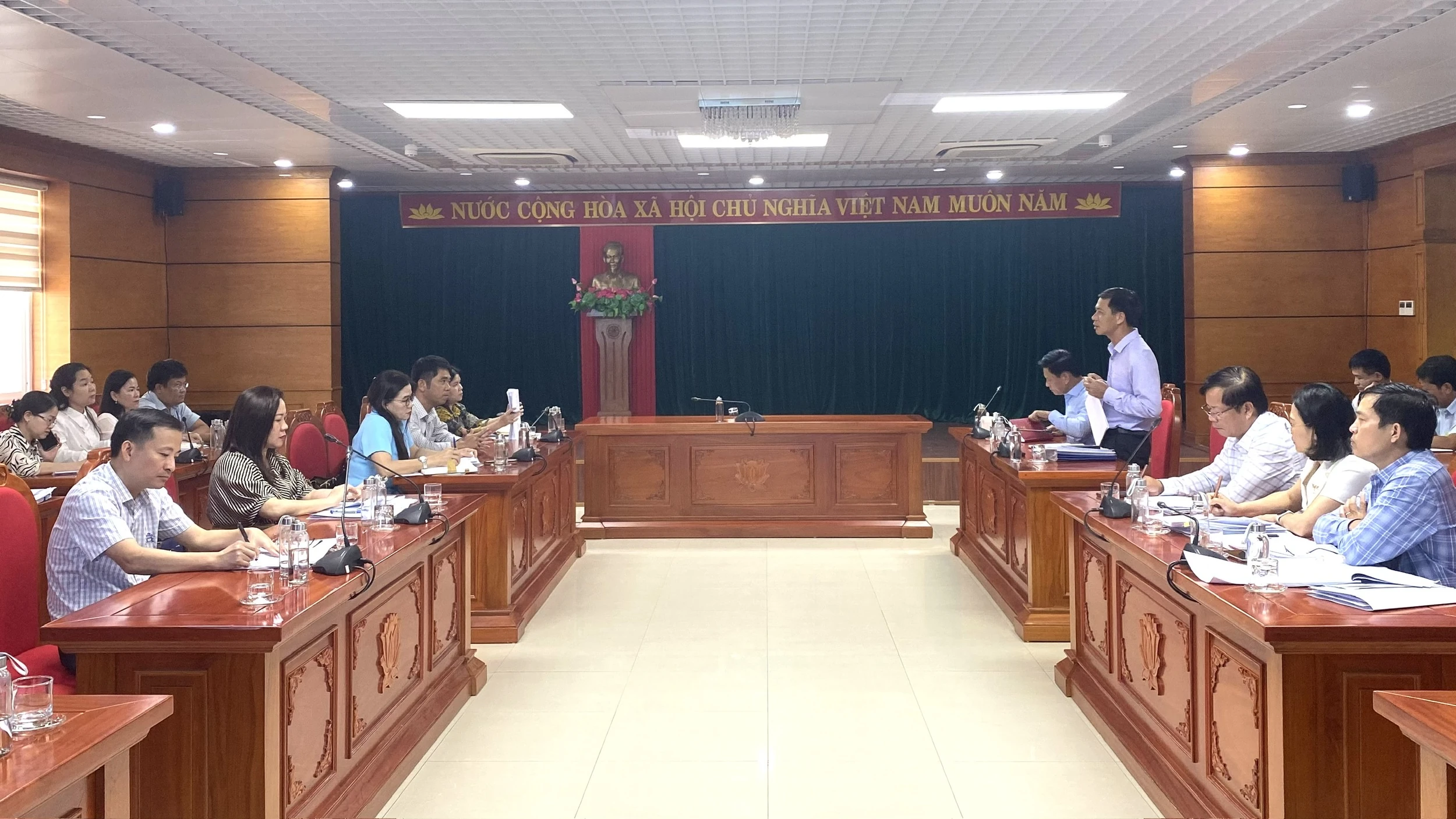 Thẩm tra các nội dung kỳ họp thứ II, HĐND tỉnh khóa VIII