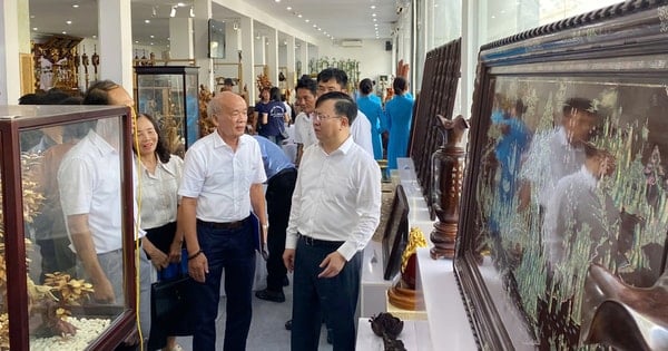Hà Nội khai mạc triển lãm ngành sơn mài - khảm trai - đồ gỗ điêu khắc