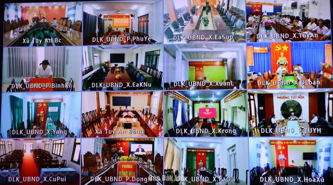 Hội nghị được kết nối trực tuyến với các xã, phường có dự án đi qua.