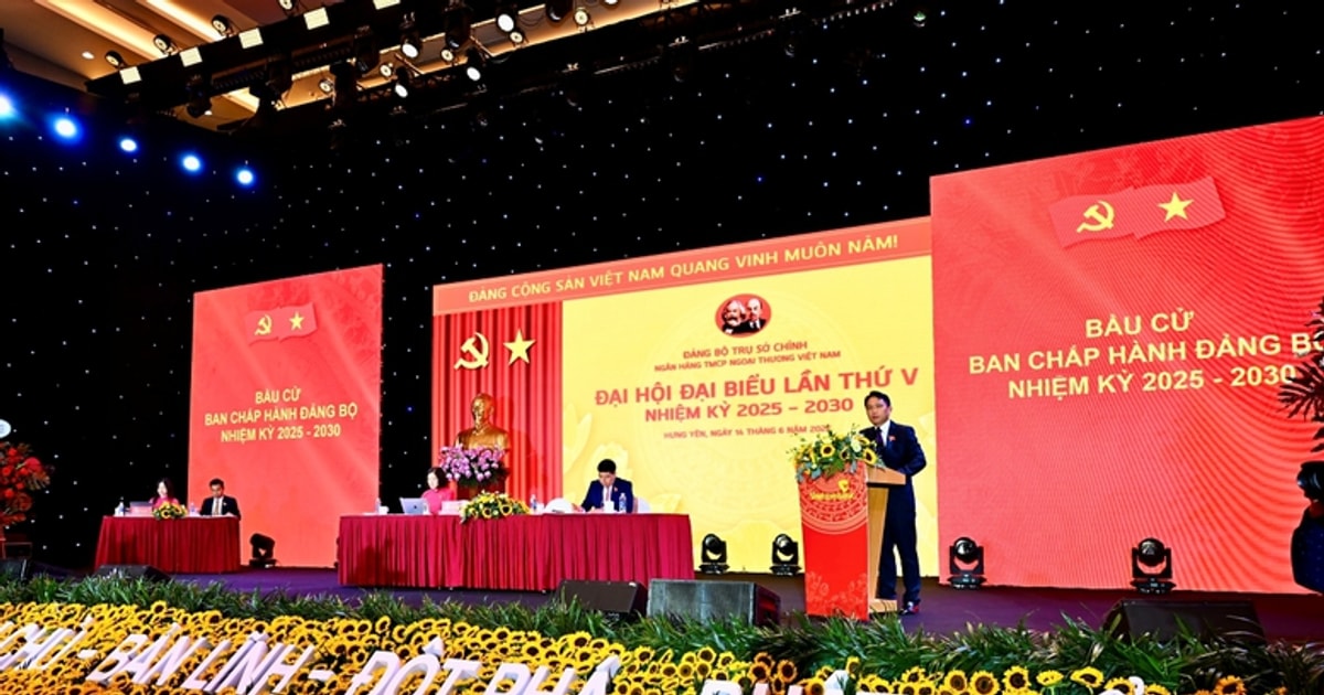 Vietcombank លើដំណើរនៃ "ជំនះបញ្ហាប្រឈម - ឆ្លងកាត់ - ត្រួសត្រាយដោយស្ថិរភាព"