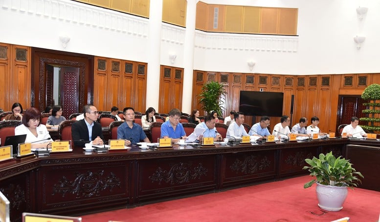 Phó Thủ tướng Hồ Đức Phớc họp với các doanh nghiệp, hiệp hội về dự án Luật Thuế thu nhập cá nhân (thay thế)- Ảnh 5.