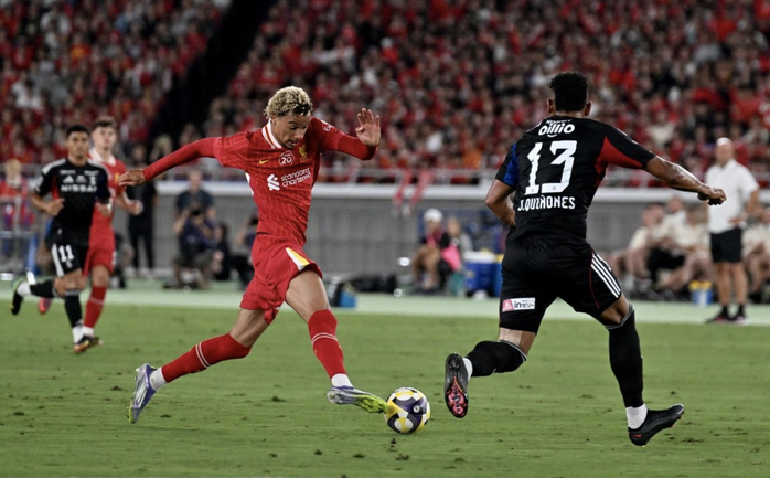 Liverpool ngược dòng thắng Yokohama F. Marinos, tài năng trẻ tỏa sáng - Ảnh 4.