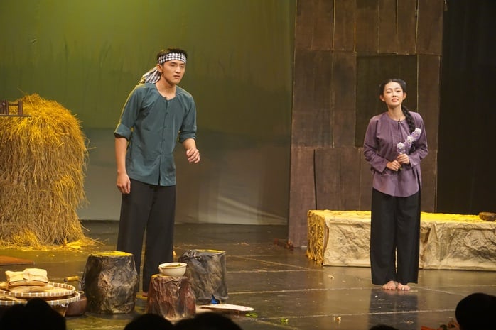 "Máu thắm Đồng Nọc Nạng" – Vở diễn cháy rực lửa nghề và tình yêu đất nước - Ảnh 6.