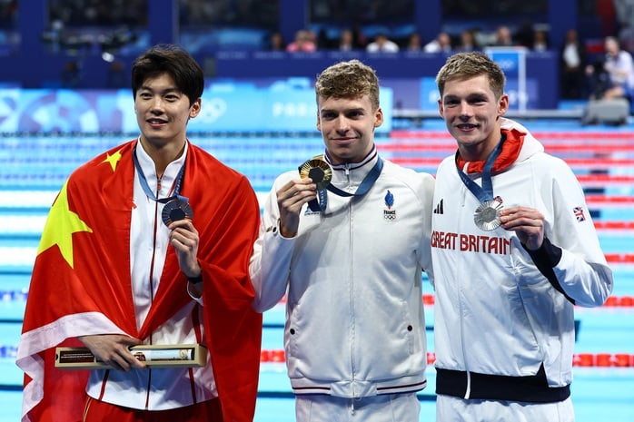 Siêu kình ngư Leon Marchand giành 4 HCV, phá 4 kỷ lục Olympic- Ảnh 5.