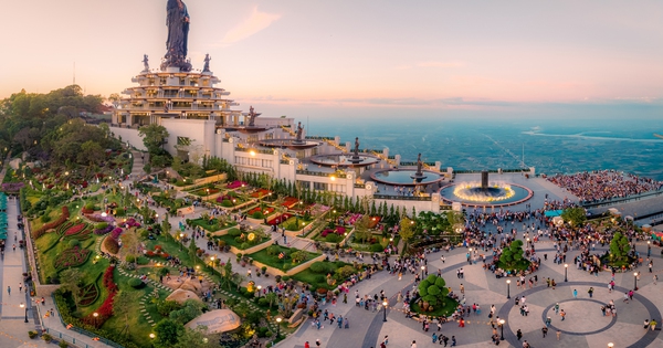 Khu Du lịch núi Bà Đen ngày càng hấp dẫn du khách