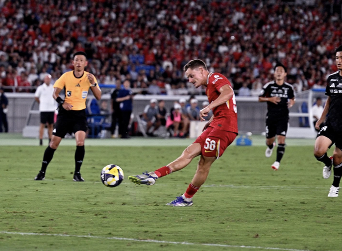 Liverpool ngược dòng thắng Yokohama F. Marinos, tài năng trẻ tỏa sáng - Ảnh 3.