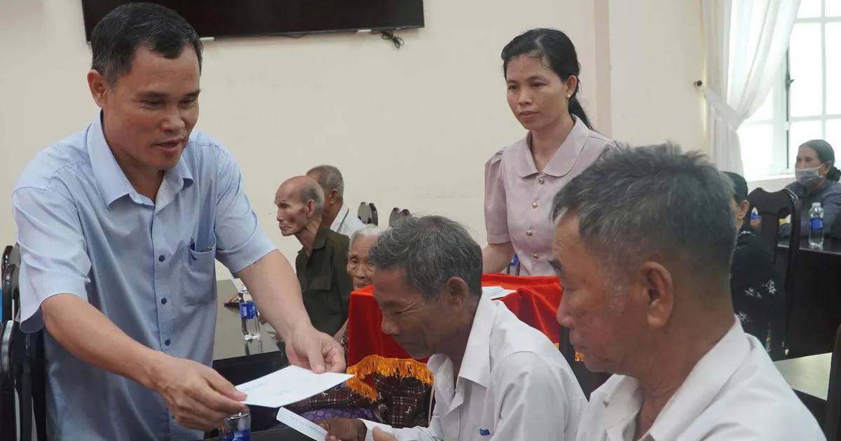 ដីក្រហមស្នេហា