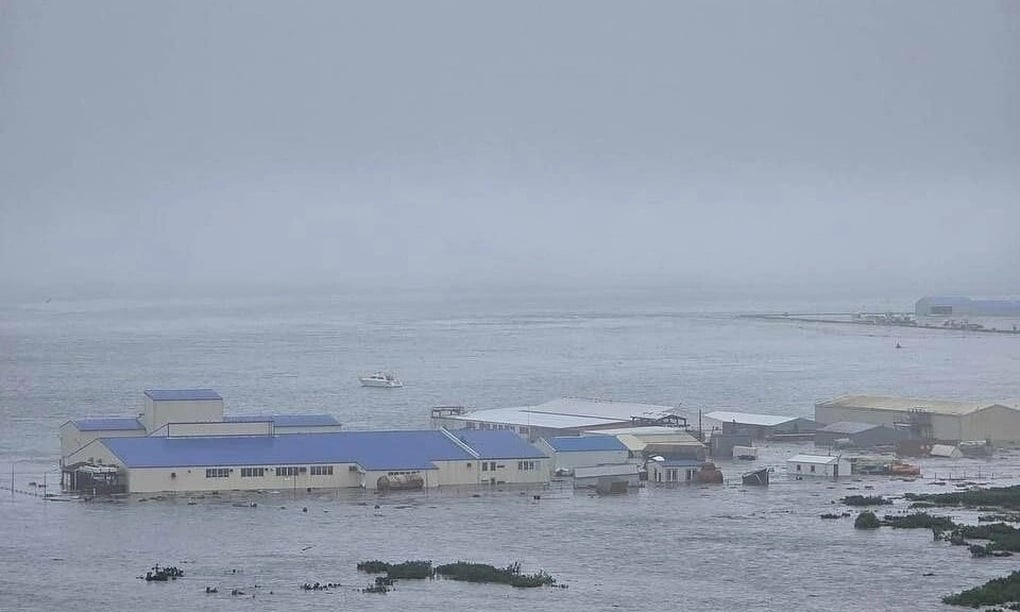 Động đất 8,8 độ ngoài khơi Nga: Loạt công ty sơ tán khẩn, sân bay đóng cửa - 1